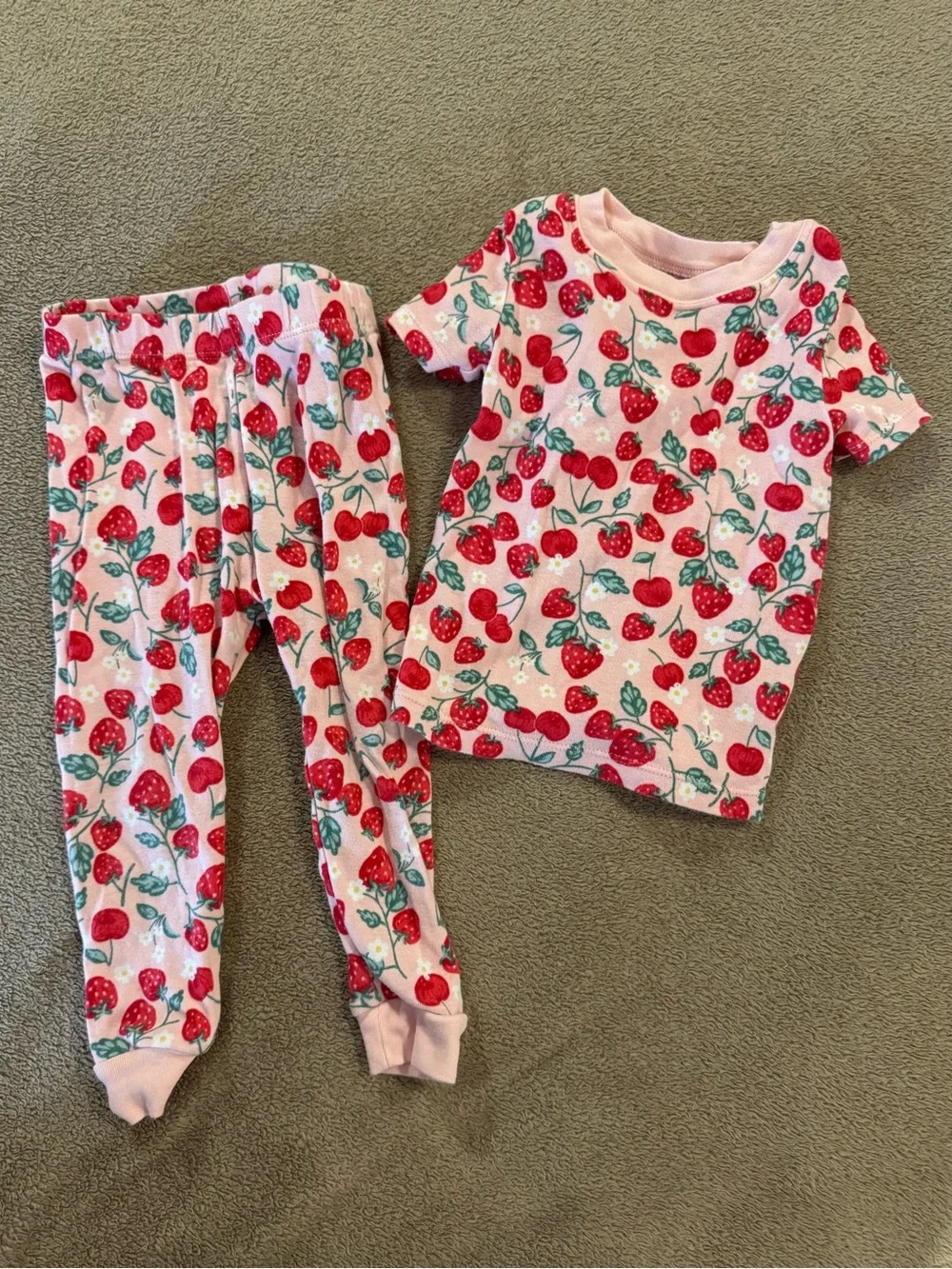 Wonder Nation Strawberry 2-Piece Pajama Set | Girls 18M